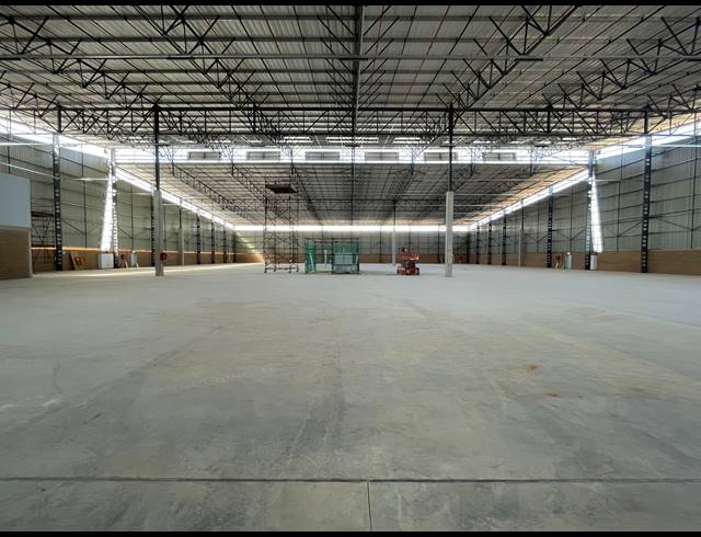 5,473M² WAREHOUSE TO LET IN RANDJESPARK